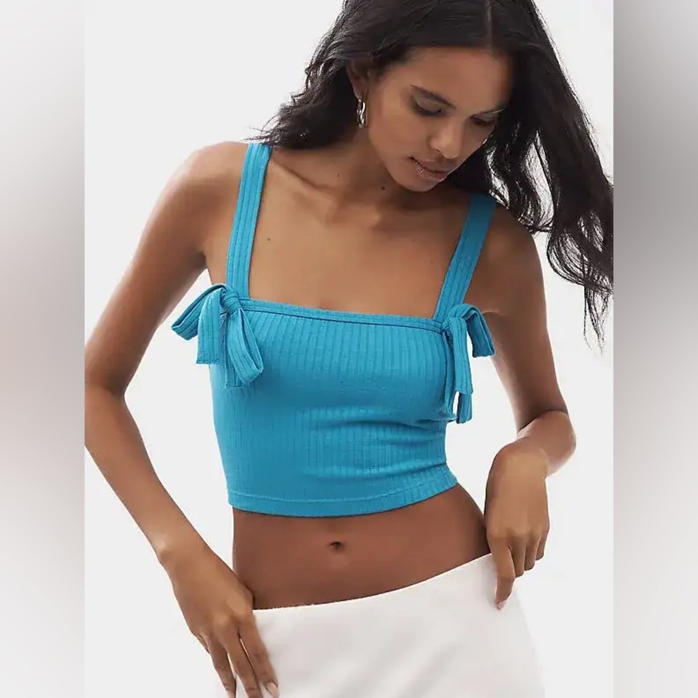 NWT ANTHROPOLOGIE 
Ribbed Bow Knit Tank Top - Blue size XL